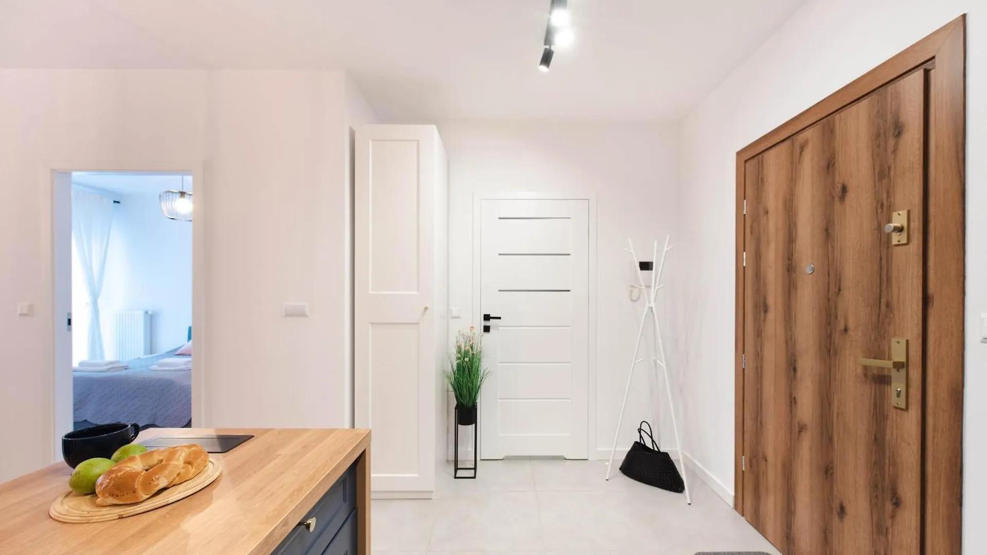 Spacious And Modern Apartment Lwowska, Close To Kazimierz Krakow