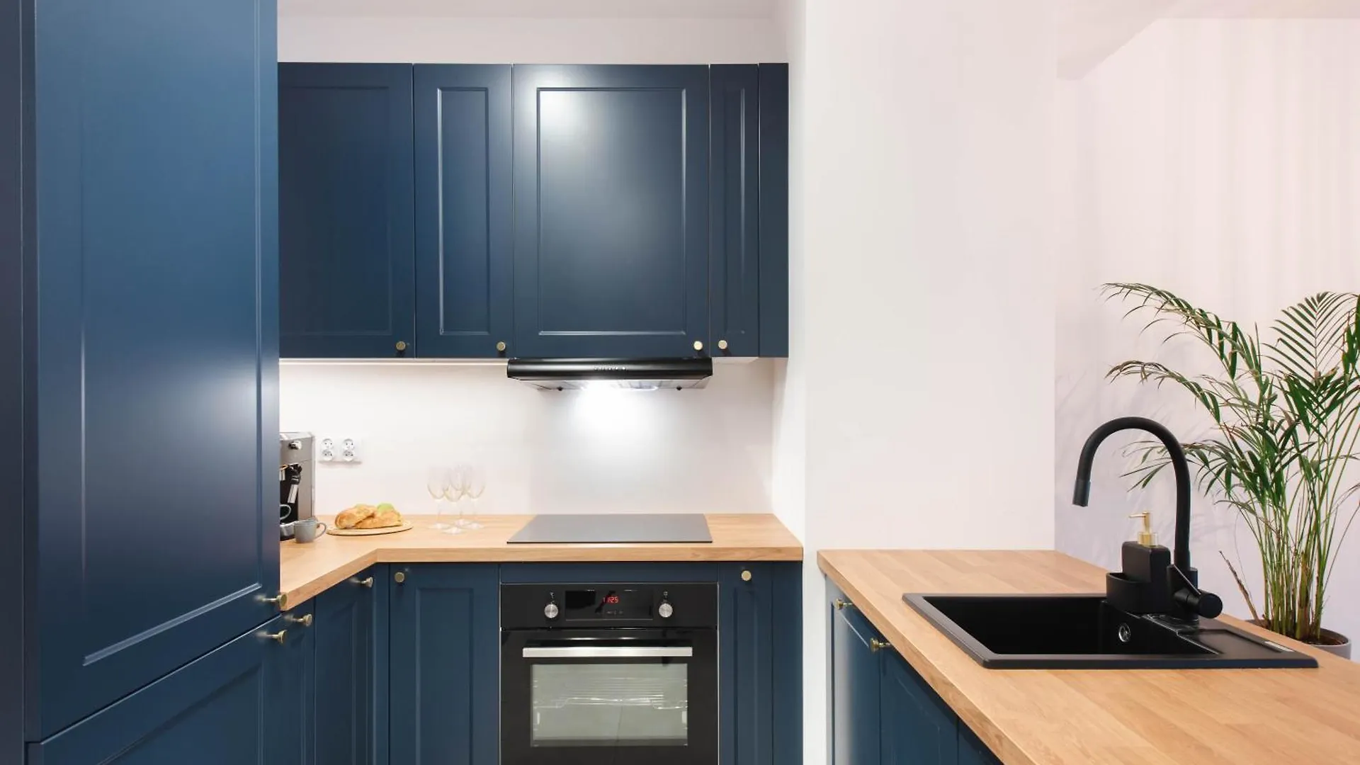 Spacious And Modern Apartment Lwowska, Close To Kazimierz Krakow 0*,  Poland